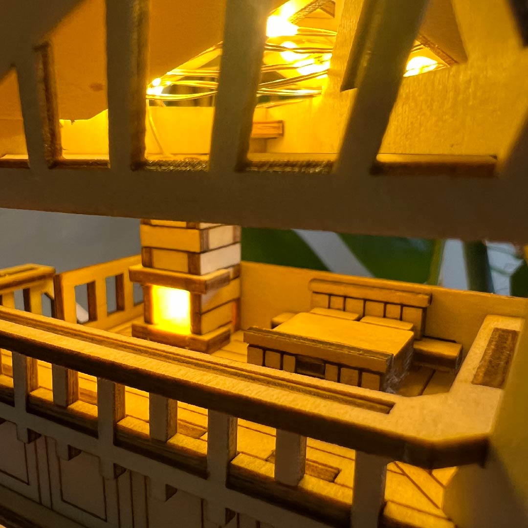 Tiny Treehouses – Sky Lodge DIY Model Kit with LED Lights