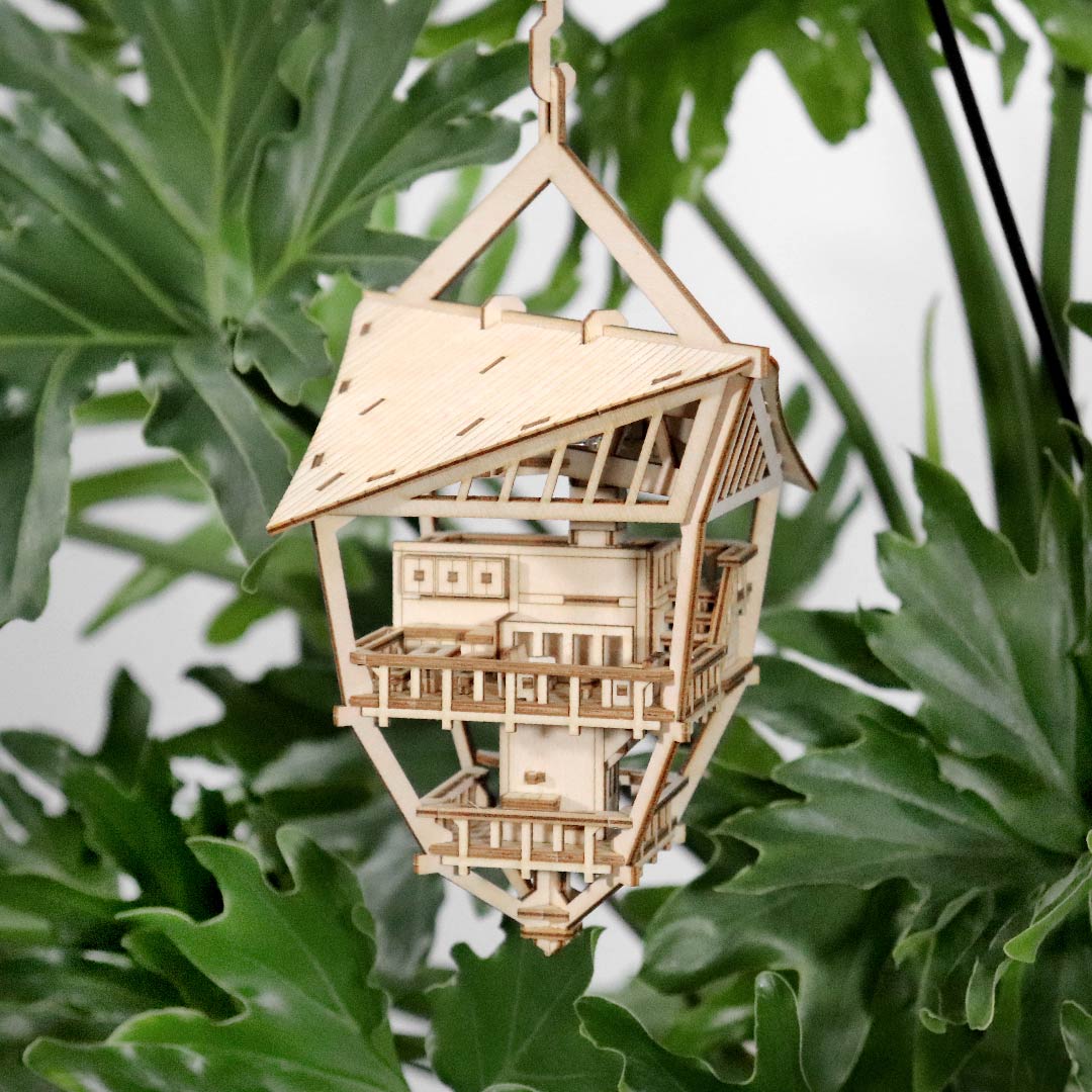 Tiny Treehouses – Sky Lodge DIY Model Kit with LED Lights