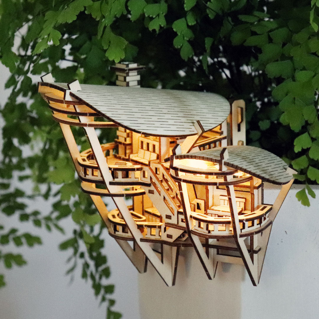 Tiny Treehouses – Horizons Edge DIY Model Kit with LED Lights